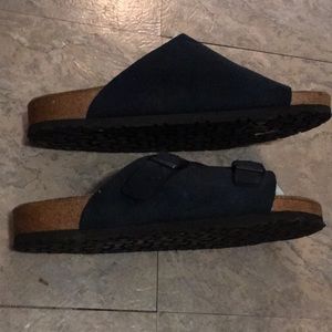 Birkenstock dark NAVY size 41 sandles worn 3x’s